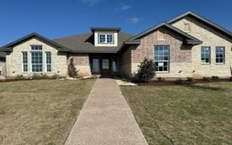 881 Day Star Drive, Hewitt, TX 76643, 3 Habitaciones Habitaciones , ,2 BañosBaños,Residential,En Venta,881 Day Star Drive,0,228901