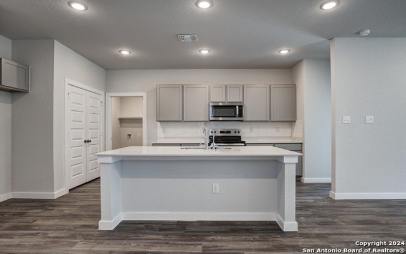 14518 Emerio Drive, San Antonio, TX 78253, 4 Bedrooms Bedrooms, ,2 BathroomsBathrooms,Residential,For Sale,14518 Emerio Drive,1792248