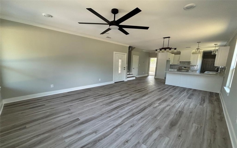 825 N Spring Street, Grand Saline, TX 75140, 4 Bedrooms Bedrooms, ,3 BathroomsBathrooms,Residential,For Sale,825 N Spring Street,20937418
