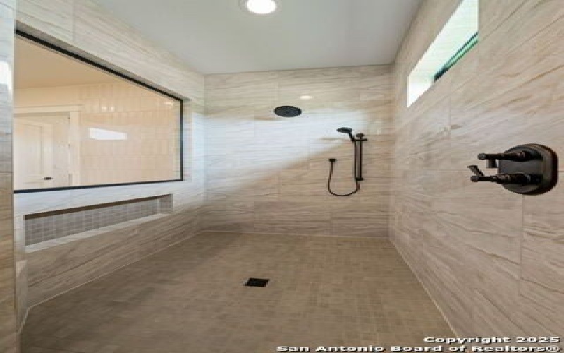 133 Emil Lane, Castroville, TX 78009, 3 Habitaciones Habitaciones , ,2 BañosBaños,Residential,En Venta,133 Emil Lane,1859863