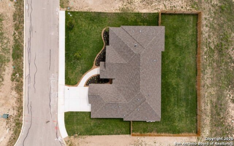 133 Emil Lane, Castroville, TX 78009, 3 Habitaciones Habitaciones , ,2 BañosBaños,Residential,En Venta,133 Emil Lane,1859863