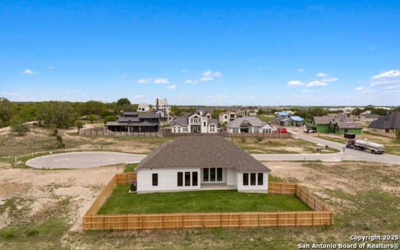 133 Emil Lane, Castroville, TX 78009, 3 Habitaciones Habitaciones , ,2 BañosBaños,Residential,En Venta,133 Emil Lane,1859863