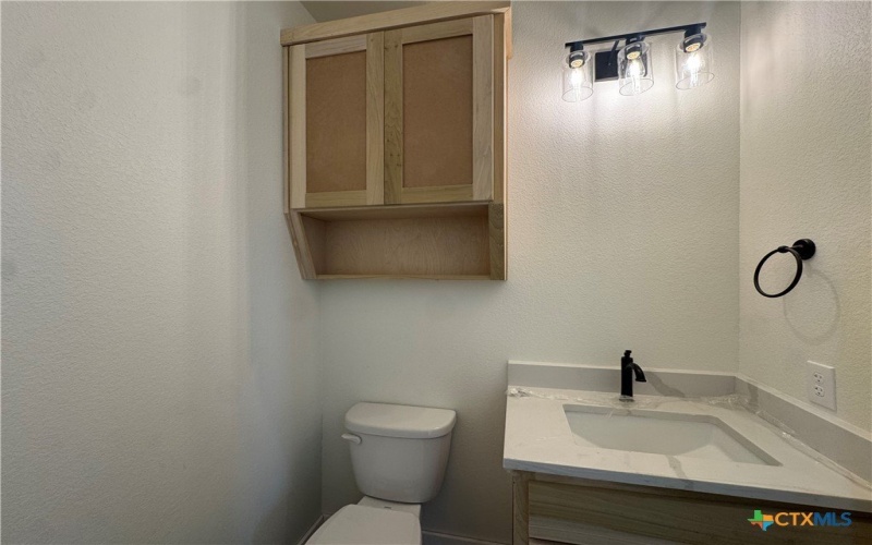 5501 Hollow Loop, Salado, TX 76571, 3 Habitaciones Habitaciones , ,2 BañosBaños,Residential,En Venta,5501 Hollow Loop,577427