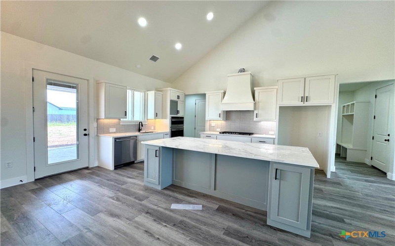 5501 Hollow Loop, Salado, TX 76571, 3 Habitaciones Habitaciones , ,2 BañosBaños,Residential,En Venta,5501 Hollow Loop,577427