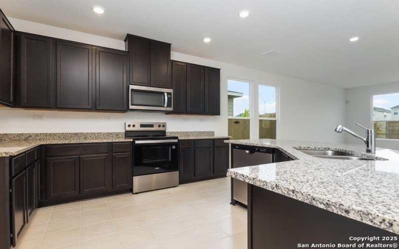 8011 KINGFISHER LANDING, San Antonio, TX 78253, 4 Bedrooms Bedrooms, ,2 BathroomsBathrooms,Residential,For Sale,8011 KINGFISHER LANDING,1860898