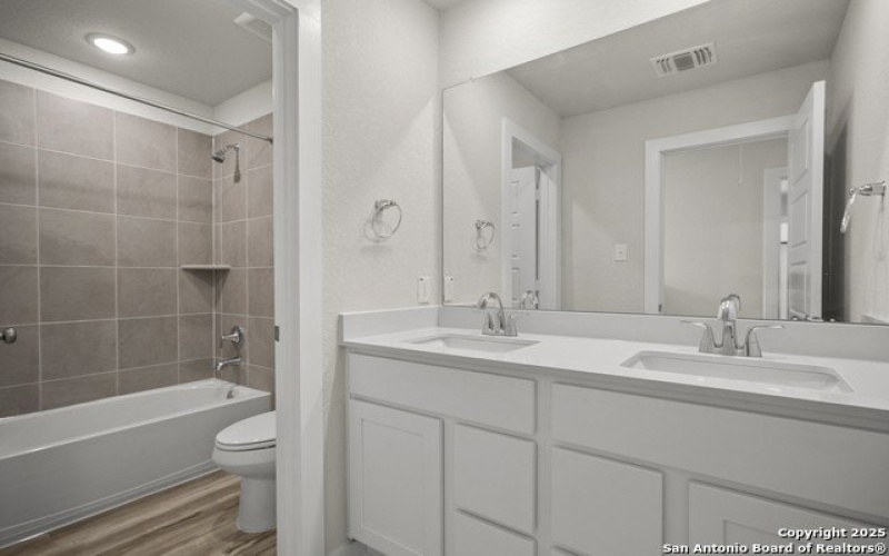 9006 WILDWOOD PASS, San Antonio, TX 78254, 4 Habitaciones Habitaciones , ,2 BañosBaños,Residential,En Venta,9006 WILDWOOD PASS,0,1857476