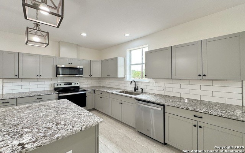1637 Bob White, Spring Branch, TX 78070, 3 Habitaciones Habitaciones , ,2 BañosBaños,Residential,En Venta,1637 Bob White,1867049