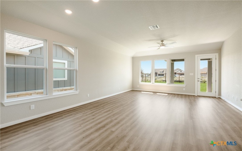 12216 Latticework, Schertz, TX 78154, 4 Bedrooms Bedrooms, ,2 BathroomsBathrooms,Residential,For Sale,12216 Latticework,0,555982