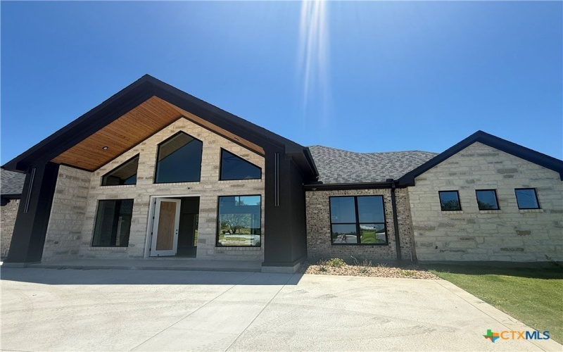549 County Road 3152, Kempner, TX 76539, 4 Bedrooms Bedrooms, ,3 BathroomsBathrooms,Residential,For Sale,549 County Road 3152,575893