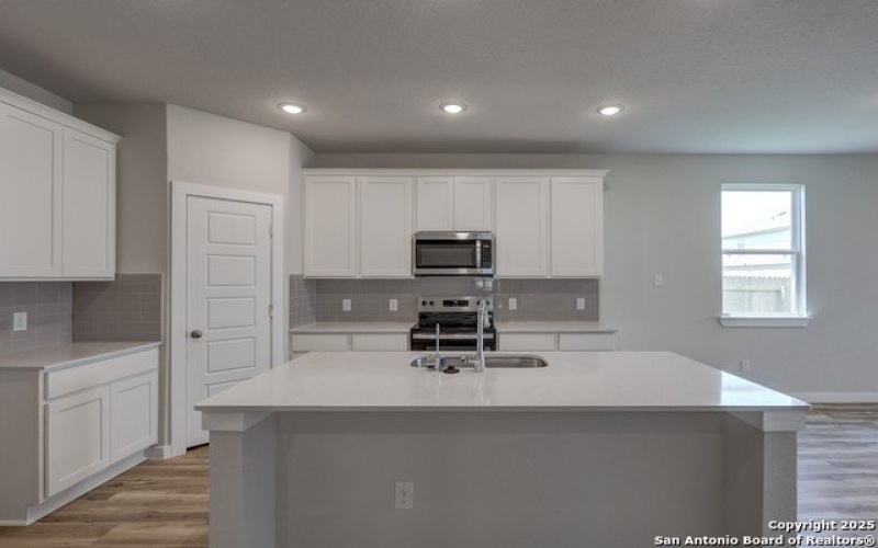 7902 COFFEE MILL, San Antonio, TX 78252, 3 Bedrooms Bedrooms, ,2 BathroomsBathrooms,Residential,For Sale,7902 COFFEE MILL,1865699