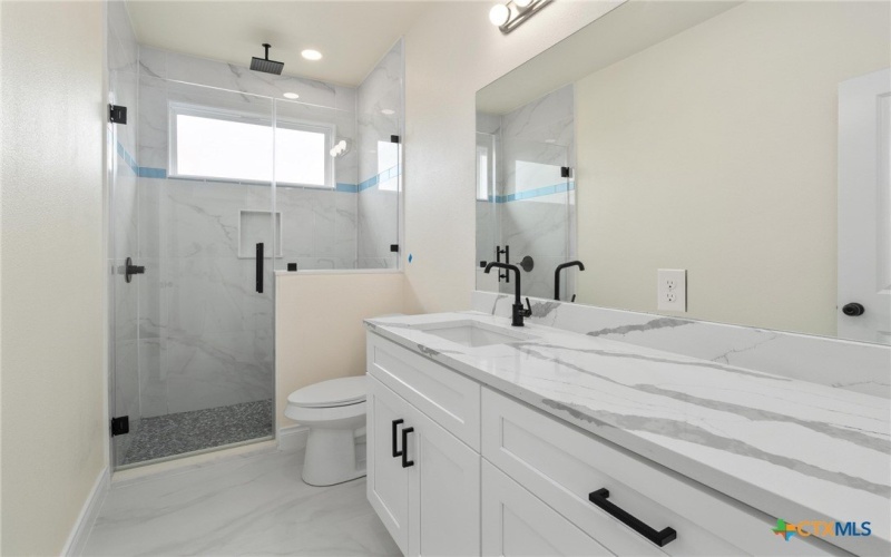 459 Rancho Linda Drive, Lockhart, TX 78644, 4 Habitaciones Habitaciones , ,3 BañosBaños,Residential,En Venta,459 Rancho Linda Drive,572316