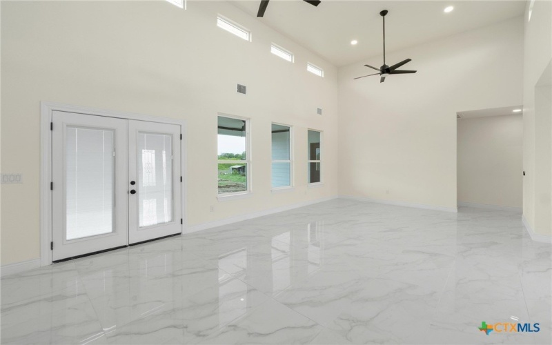 459 Rancho Linda Drive, Lockhart, TX 78644, 4 Habitaciones Habitaciones , ,3 BañosBaños,Residential,En Venta,459 Rancho Linda Drive,572316