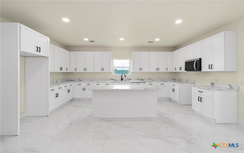 459 Rancho Linda Drive, Lockhart, TX 78644, 4 Habitaciones Habitaciones , ,3 BañosBaños,Residential,En Venta,459 Rancho Linda Drive,572316