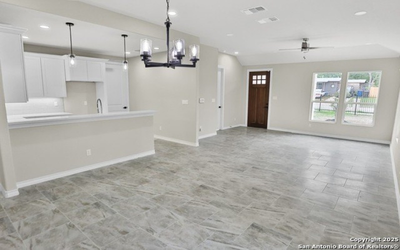 151 Westknoll, San Antonio, TX 78227, 4 Habitaciones Habitaciones , ,3 BañosBaños,Residential,En Venta,151 Westknoll,1861847
