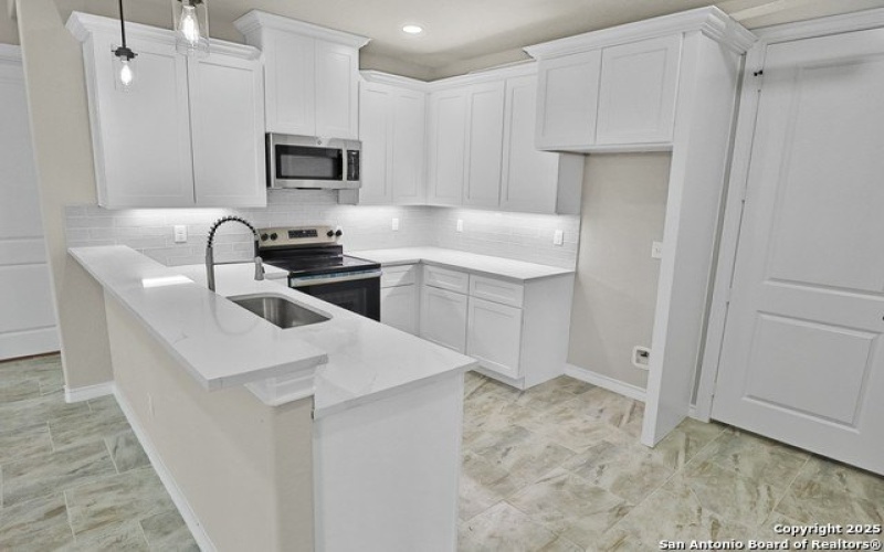 151 Westknoll, San Antonio, TX 78227, 4 Habitaciones Habitaciones , ,3 BañosBaños,Residential,En Venta,151 Westknoll,1861847
