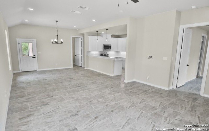 151 Westknoll, San Antonio, TX 78227, 4 Habitaciones Habitaciones , ,3 BañosBaños,Residential,En Venta,151 Westknoll,1861847