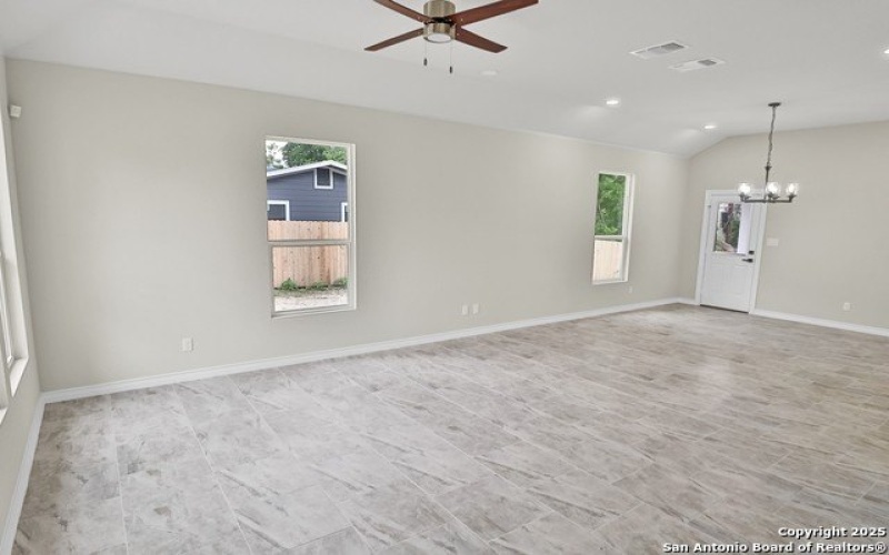 151 Westknoll, San Antonio, TX 78227, 4 Habitaciones Habitaciones , ,3 BañosBaños,Residential,En Venta,151 Westknoll,1861847