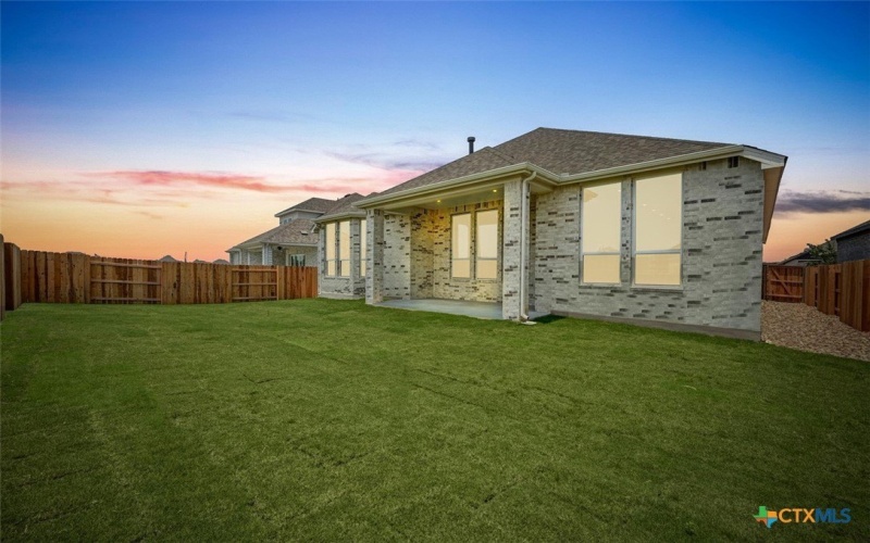 142 Stock Pond Trail, Kyle, TX 78640, 5 Habitaciones Habitaciones , ,3 BañosBaños,Residential,En Venta,142 Stock Pond Trail,567500