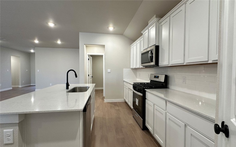 3617 Sahar Lake Drive, Robstown, TX 78380, 5 Bedrooms Bedrooms, ,3 BathroomsBathrooms,Residential,For Sale,3617 Sahar Lake Drive,0,459242