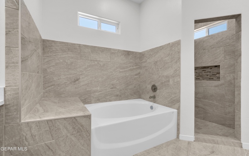 360 PLAZA BONITA Way, Clint, TX 79836, 4 Habitaciones Habitaciones , ,2 BañosBaños,Residential,En Venta,360 PLAZA BONITA Way,0,922765