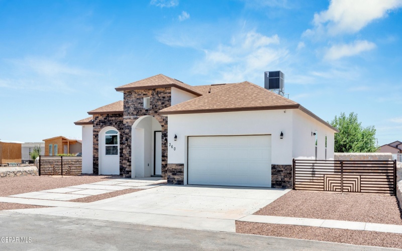 360 PLAZA BONITA Way, Clint, TX 79836, 4 Habitaciones Habitaciones , ,2 BañosBaños,Residential,En Venta,360 PLAZA BONITA Way,0,922765