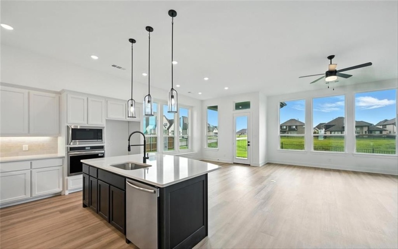 2166 Charming Forge Road, Forney, TX 75126, 3 Habitaciones Habitaciones , ,2 BañosBaños,Residential,En Venta,2166 Charming Forge Road,20786802