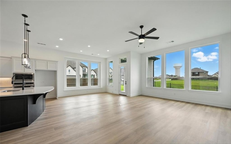 2166 Charming Forge Road, Forney, TX 75126, 3 Habitaciones Habitaciones , ,2 BañosBaños,Residential,En Venta,2166 Charming Forge Road,20786802