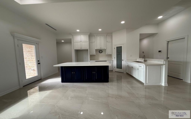 139 HERON DR, LOS FRESNOS, TX 78566, 3 Habitaciones Habitaciones , ,2 BañosBaños,Residential,En Venta,139 HERON DR,29764016