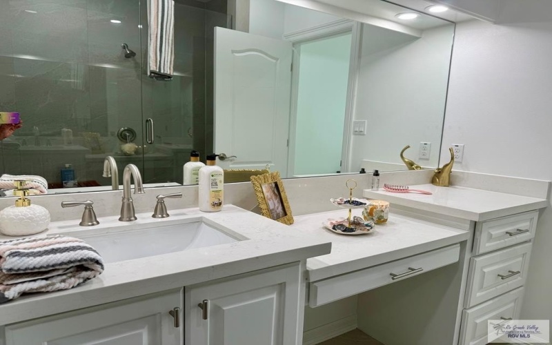 139 HERON DR, LOS FRESNOS, TX 78566, 3 Habitaciones Habitaciones , ,2 BañosBaños,Residential,En Venta,139 HERON DR,29764016