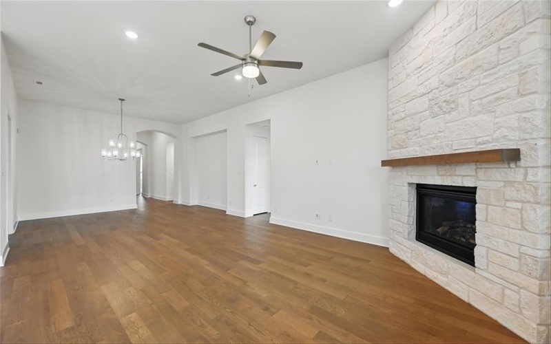 461 Arcane Street, Waxahachie, TX 75165, 4 Habitaciones Habitaciones , ,3 BañosBaños,Residential,En Venta,461 Arcane Street,20798145