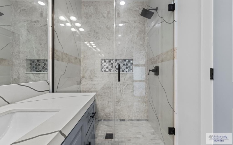 165 CAMEO DR., SAN BENITO, TX 78586, 3 Habitaciones Habitaciones , ,2 BañosBaños,Residential,En Venta,165 CAMEO DR.,29764811