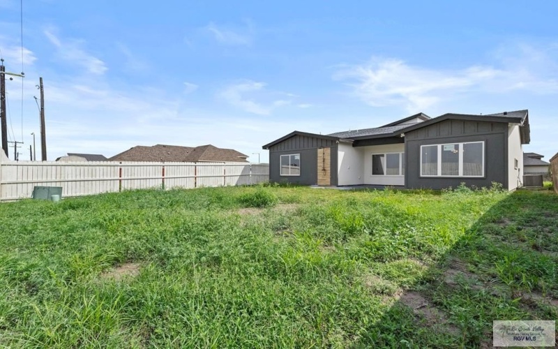 165 CAMEO DR., SAN BENITO, TX 78586, 3 Habitaciones Habitaciones , ,2 BañosBaños,Residential,En Venta,165 CAMEO DR.,29764811