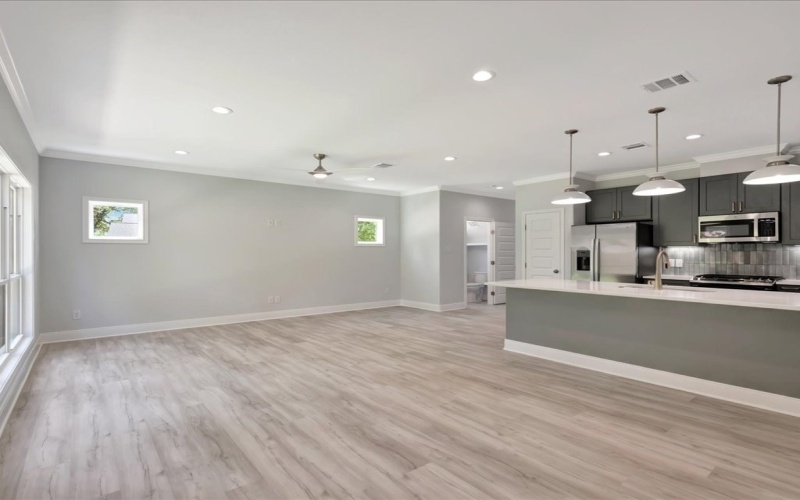 1721 Maroney, Nacogdoches, TX 75965, 3 Bedrooms Bedrooms, ,2 BathroomsBathrooms,Residential,For Sale,1721 Maroney,0,22500865
