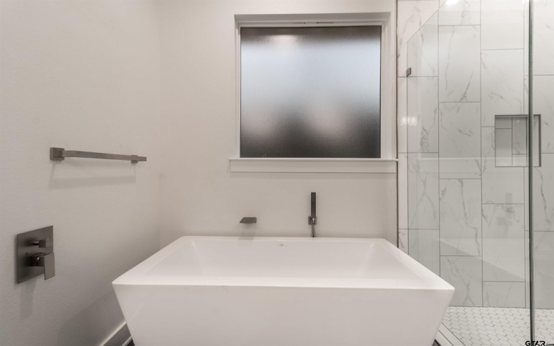 216 Pauline Street, Arp, TX 75750, 4 Bedrooms Bedrooms, ,2 BathroomsBathrooms,Residential,For Sale,216 Pauline Street,25007489