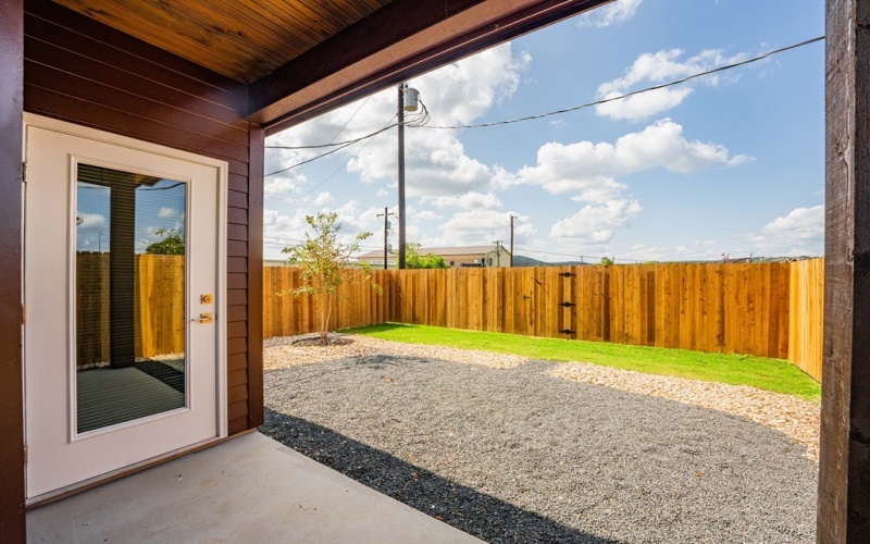 1103-15 Lois St, Kerrville, TX 78028, ,Residential Multi Family,En Venta,1103-15 Lois St,119288
