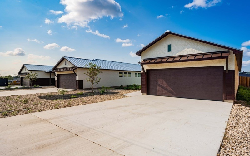 1103-15 Lois St, Kerrville, TX 78028, ,Residential Multi Family,En Venta,1103-15 Lois St,119288