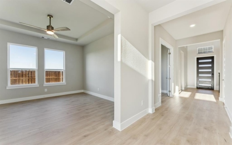 9832 Palermo Drive, Mesquite, TX 75126, 5 Habitaciones Habitaciones , ,5 BañosBaños,Residential,En Venta,9832 Palermo Drive,20755372