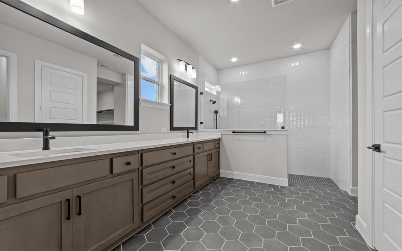 2500 Roaming Trail, Northlake, TX 76247, 5 Habitaciones Habitaciones , ,5 BañosBaños,Residential,En Venta,2500 Roaming Trail,20786394