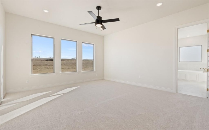 412 COLLUM, Azle, TX 76020, 5 Bedrooms Bedrooms, ,3 BathroomsBathrooms,Residential,For Sale,412 COLLUM,20803167