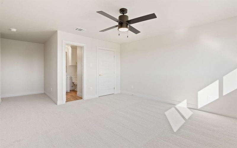 412 COLLUM, Azle, TX 76020, 5 Bedrooms Bedrooms, ,3 BathroomsBathrooms,Residential,For Sale,412 COLLUM,20803167