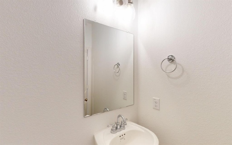 5204 Edge Way, Denton, TX 76226, 3 Habitaciones Habitaciones , ,2 BañosBaños,Residential,En Venta,5204 Edge Way,20799816
