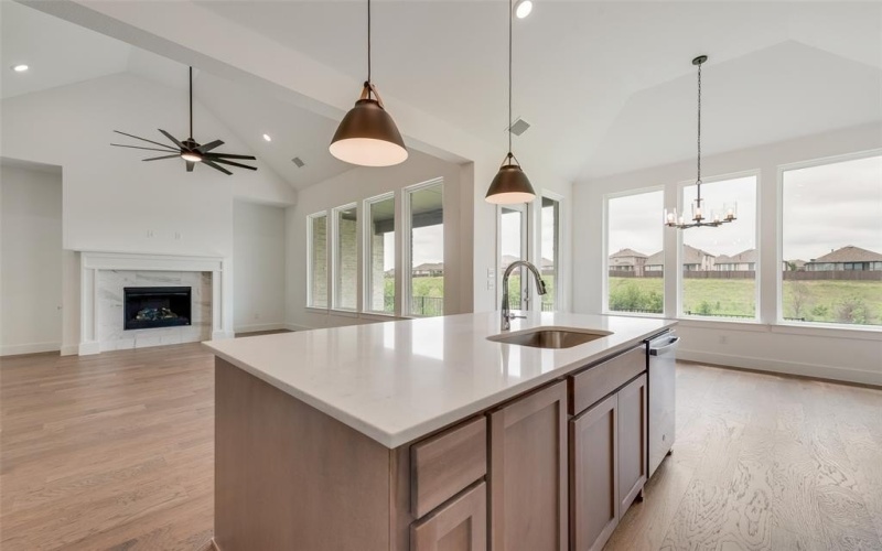 1058 Bingham Way, Forney, TX 75126, 4 Bedrooms Bedrooms, ,5 BathroomsBathrooms,Residential,For Sale,1058 Bingham Way,20812214