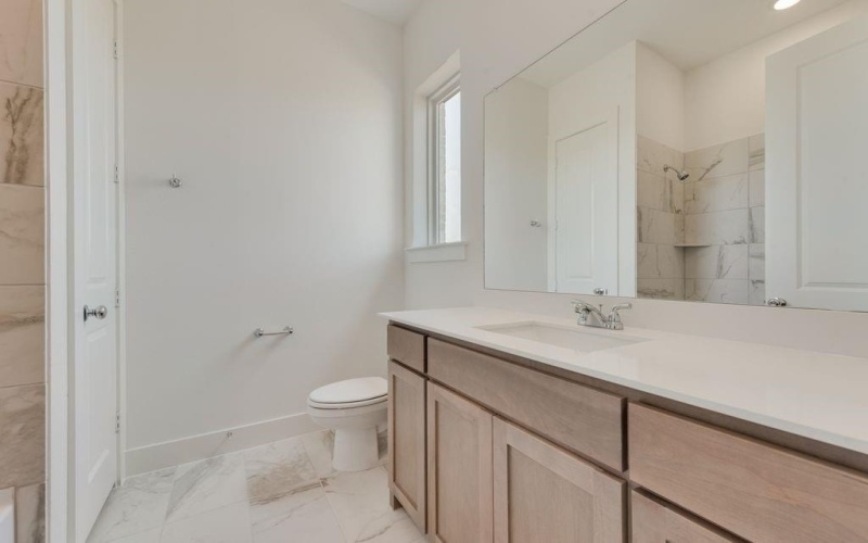 1058 Bingham Way, Forney, TX 75126, 4 Bedrooms Bedrooms, ,5 BathroomsBathrooms,Residential,For Sale,1058 Bingham Way,20812214