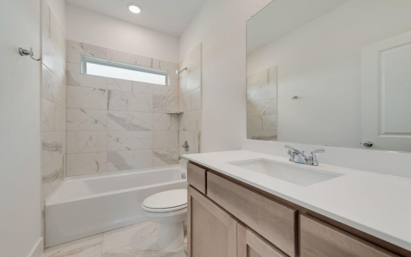 1058 Bingham Way, Forney, TX 75126, 4 Bedrooms Bedrooms, ,5 BathroomsBathrooms,Residential,For Sale,1058 Bingham Way,20812214