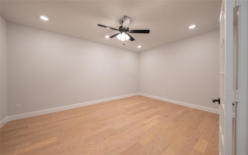 7937 Bayside Drive, Rowlett, TX 75088, 3 Bedrooms Bedrooms, ,3 BathroomsBathrooms,Residential,For Sale,7937 Bayside Drive,0,20812240