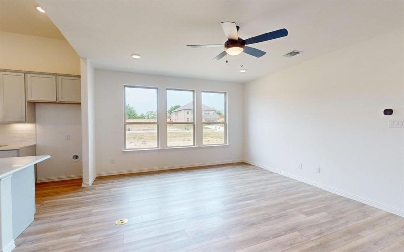 5205 Middlestone Lane, Denton, TX 76226, 5 Bedrooms Bedrooms, ,3 BathroomsBathrooms,Residential,For Sale,5205 Middlestone Lane,20800406
