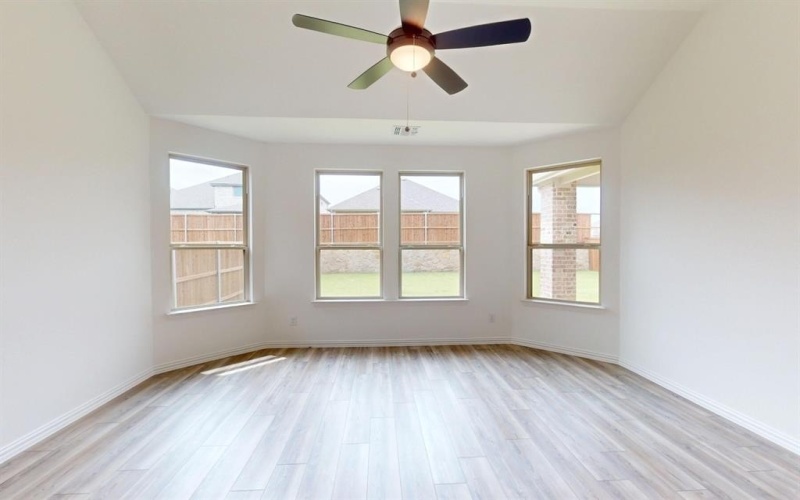 5205 Middlestone Lane, Denton, TX 76226, 5 Bedrooms Bedrooms, ,3 BathroomsBathrooms,Residential,For Sale,5205 Middlestone Lane,20800406