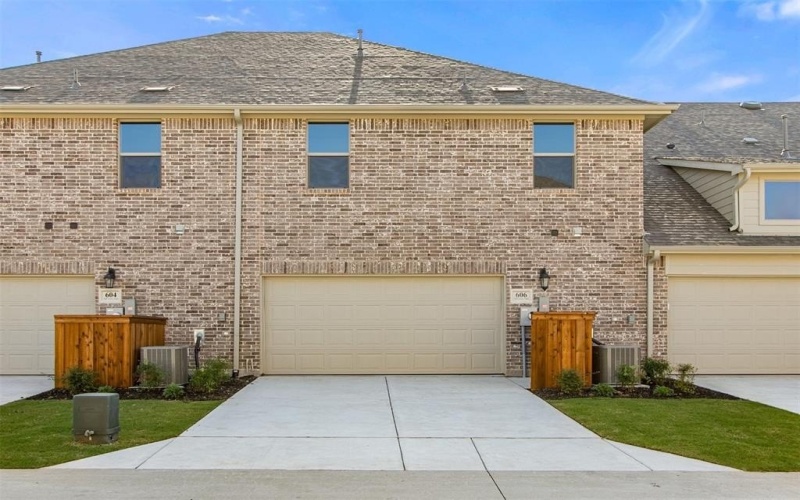 606 Tall Grass Trail, Wylie, TX 75098, 3 Bedrooms Bedrooms, ,2 BathroomsBathrooms,Residential,For Sale,606 Tall Grass Trail,20826055