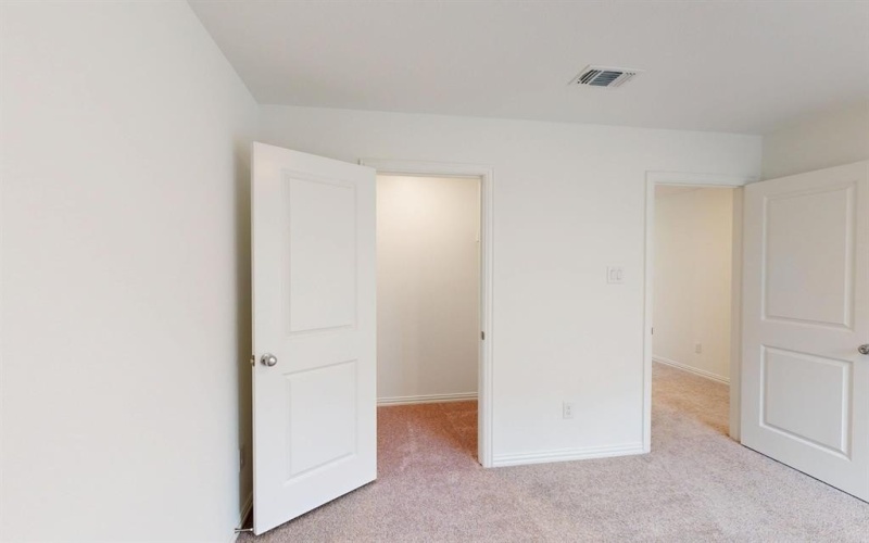 5204 Greenbrook Road, Denton, TX 76226, 4 Bedrooms Bedrooms, ,3 BathroomsBathrooms,Residential,For Sale,5204 Greenbrook Road,20842350