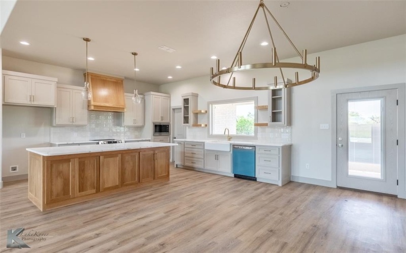201 Colorado, Abilene, TX 79606, 3 Bedrooms Bedrooms, ,2 BathroomsBathrooms,Residential,For Sale,201 Colorado,20798960
